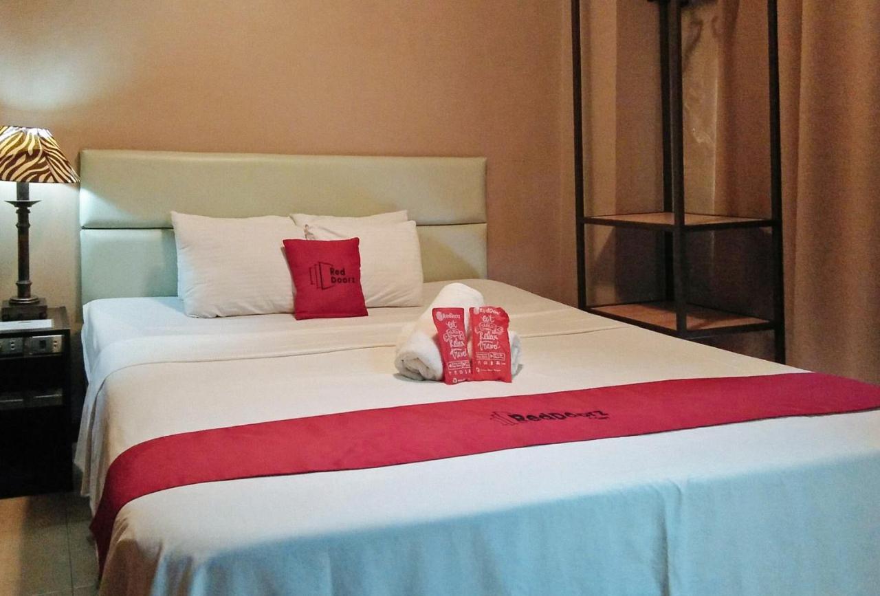 Reddoorz Plus New Era Budget Hotel Mabolo Former Reddoorz Near Landers Superstore Cebu City Ngoại thất bức ảnh